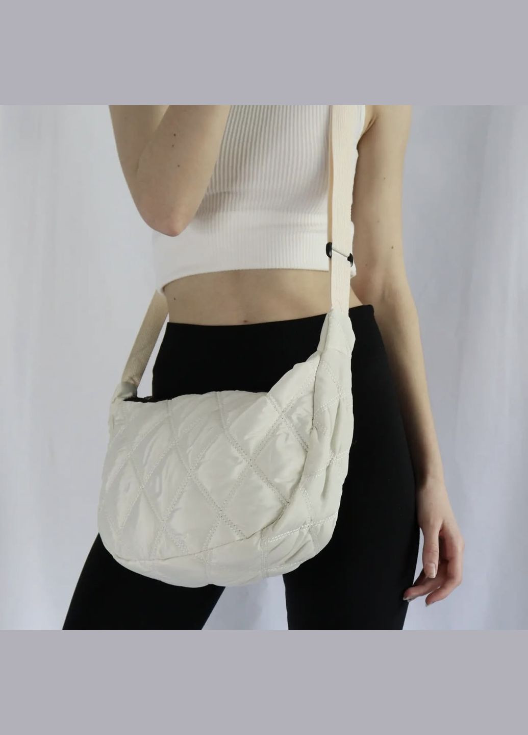 Молочна м'яка сумка через плече об’ємна велика крос-боді стьобаний стиль вмістовна торба на блискавці базова хобо fairy в ромб No Brand (325489391)