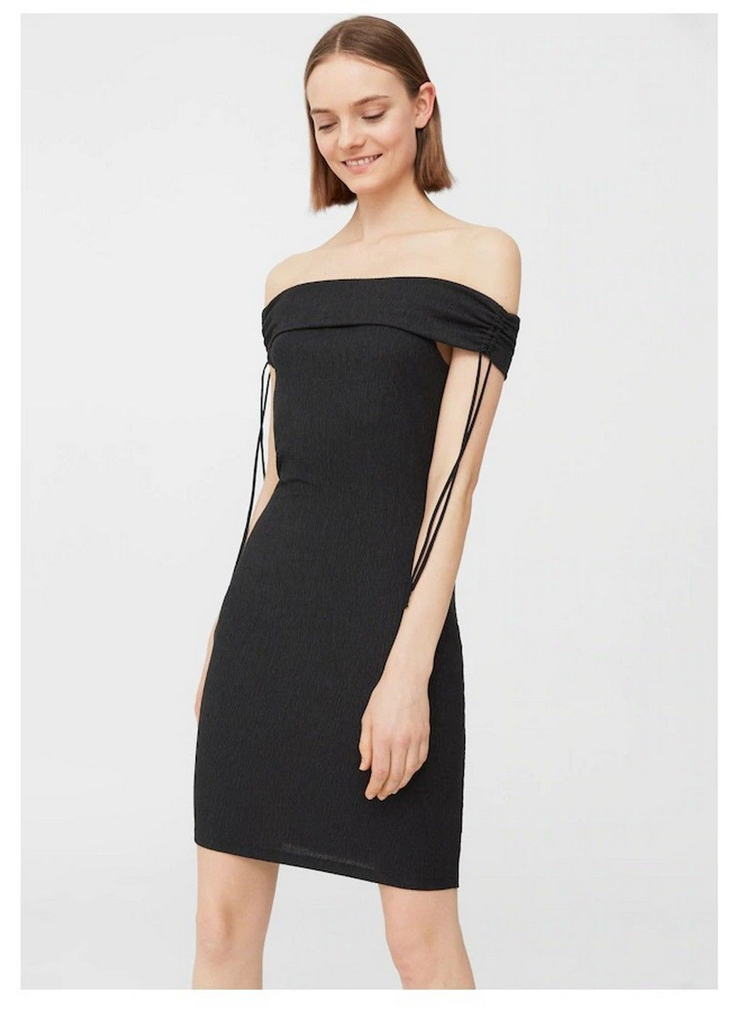 Чорна кежуал сукня Mango однотонна