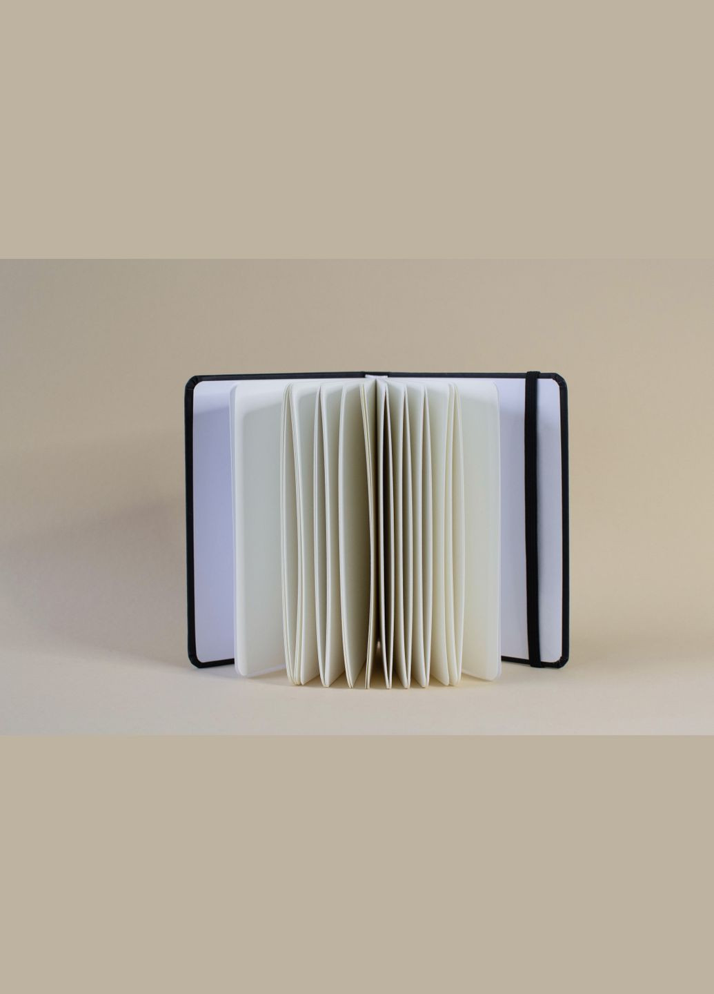 Один. Нуль Танец Черный Книжный 174х122 мм 120 страниц Один.Нуль Скетчбук (305834248)