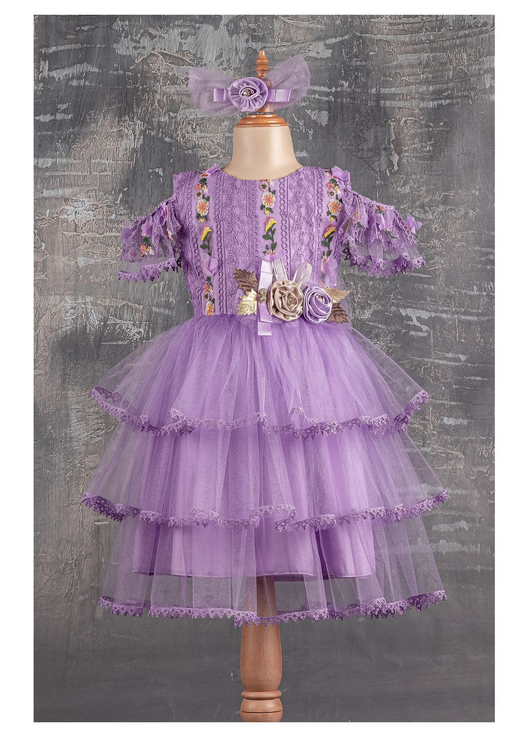 Лілова плаття святкове з прикрасами 2120 ліловий Tivido (306545481)