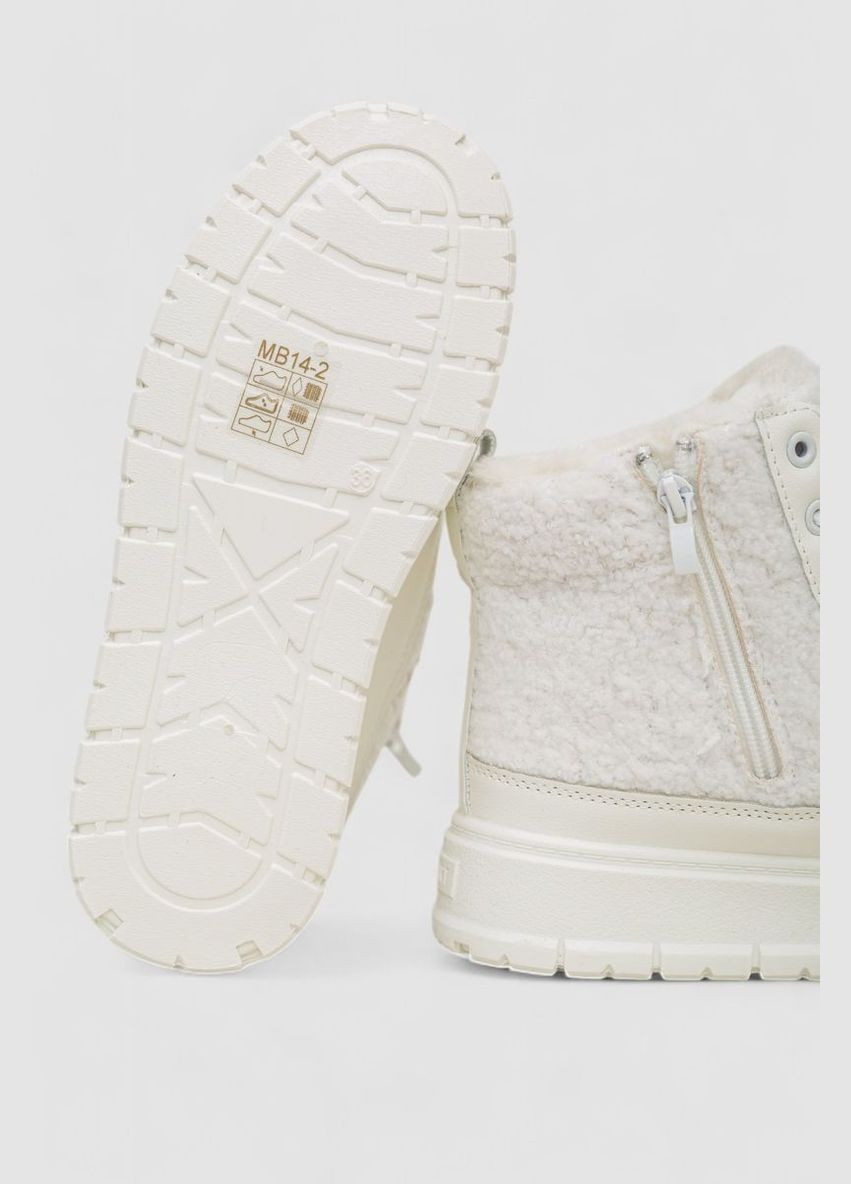 Зимние женские зимние на меху Ager