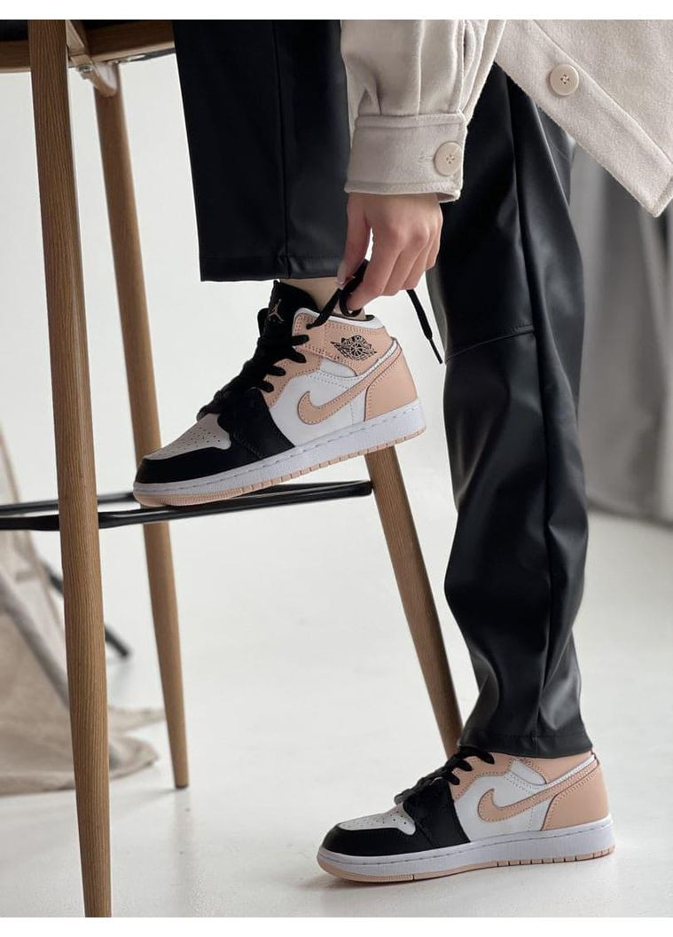 Рожеві Осінні кросівки чоловічі nike air jordan 1 retro high black white pink найк аір джордан No Brand