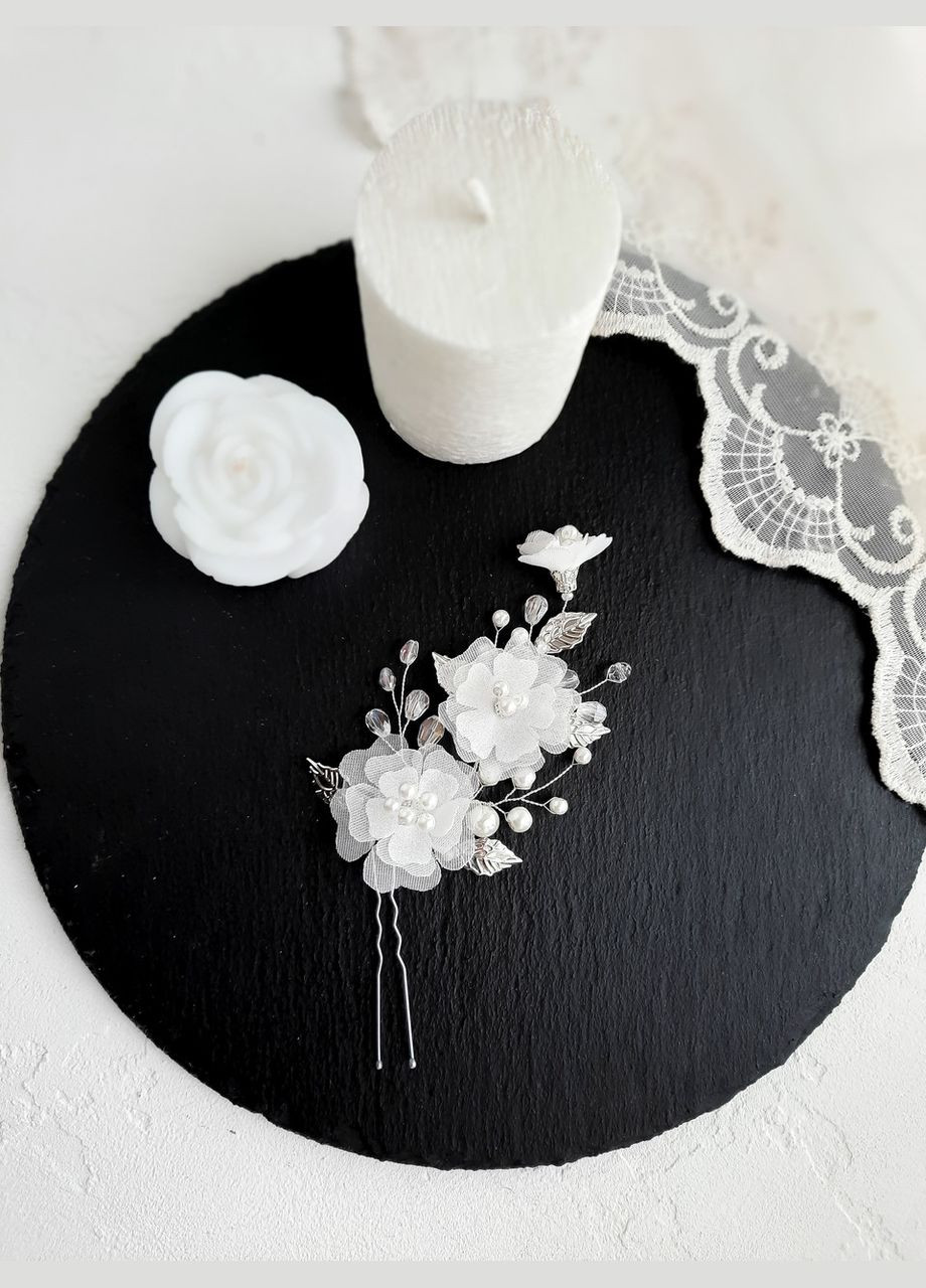 Весільна шпилька в зачіску із шифоновими білими квітами No Brand (342389836)