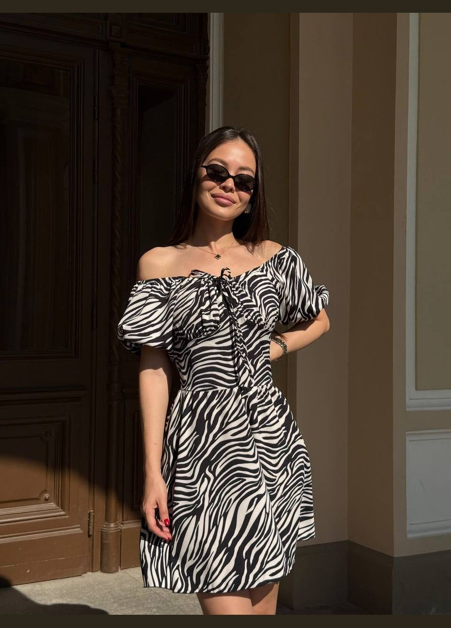Черно-белое повседневный, вечернее, кэжуал женское платье с открытыми плечами No Brand зебра