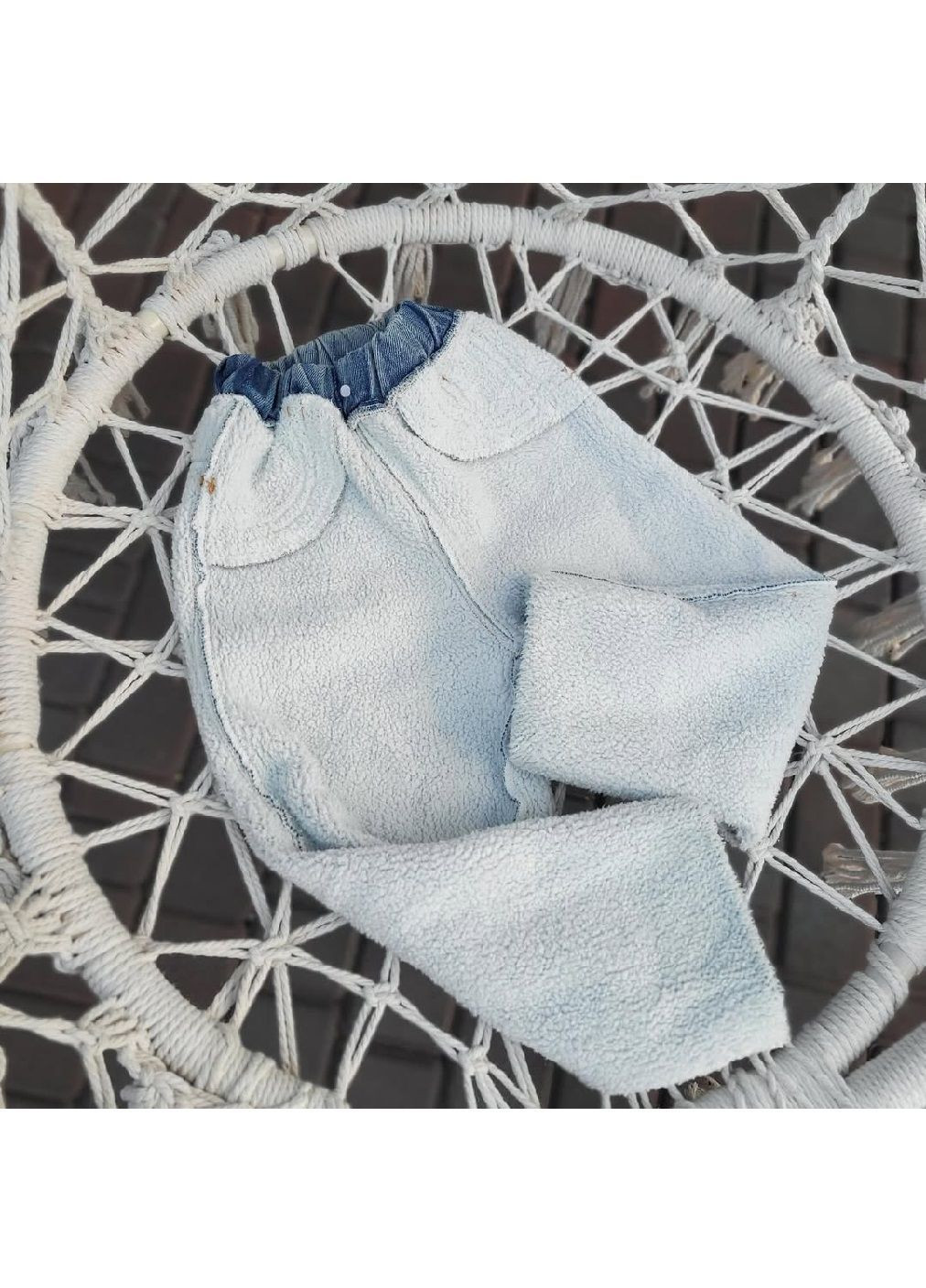 Синие демисезонные детские утепленные брюки джинсы с поясом на резинке задними карманами сердечками для детей девочек (481670-prob) размер 100 Unbranded