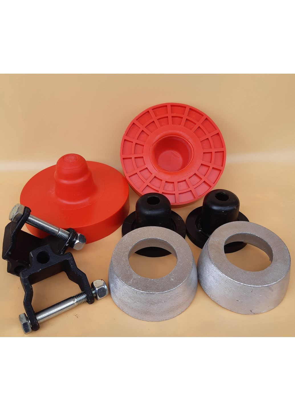 Проставки на Шкоду Октавія Тур для збільшення кліренсу No Brand (371993217)