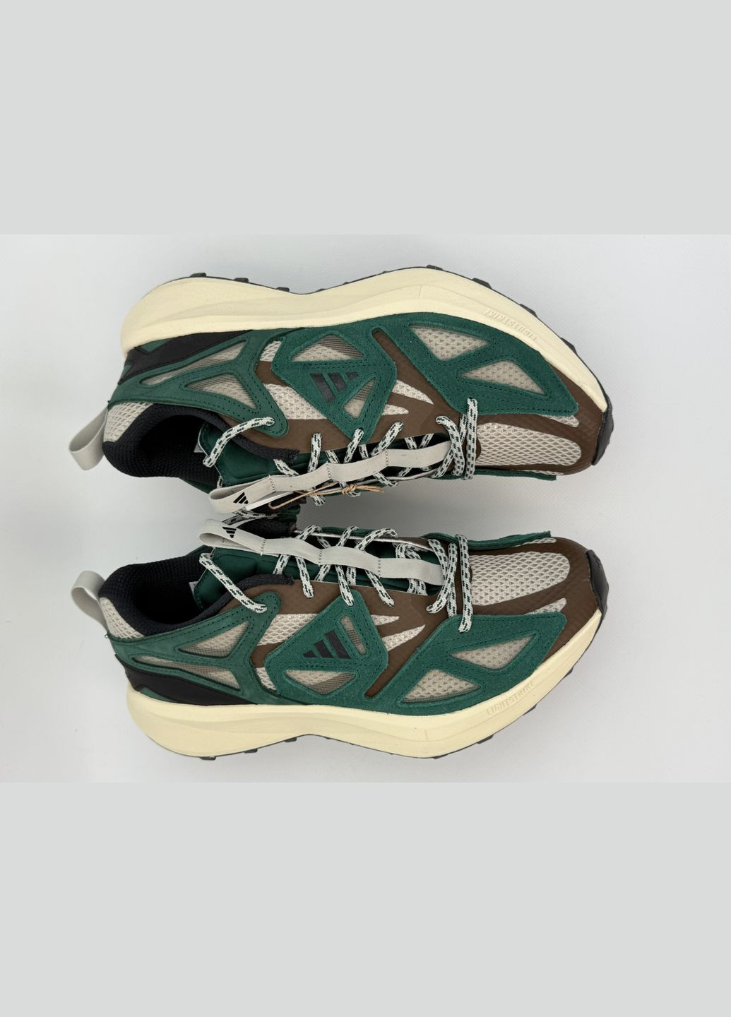 Коричневі Осінні кросівки kantai trail adidas