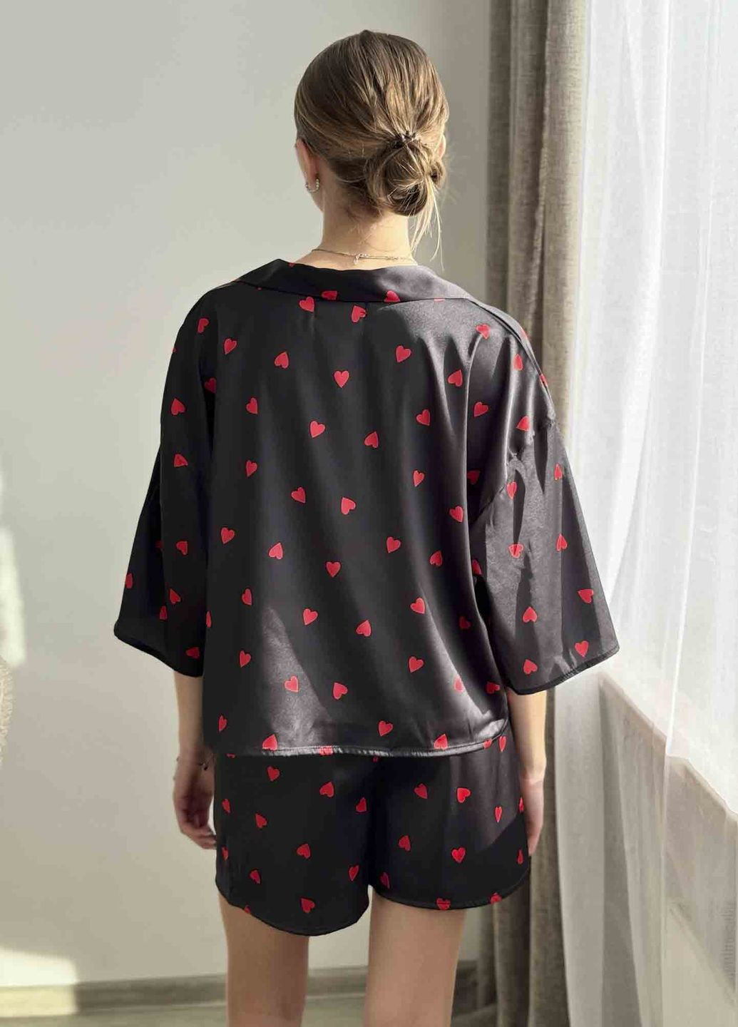 Чорна всесезон піжама колекції «бурхливість» (сорочка, шорти) VIDCHUY