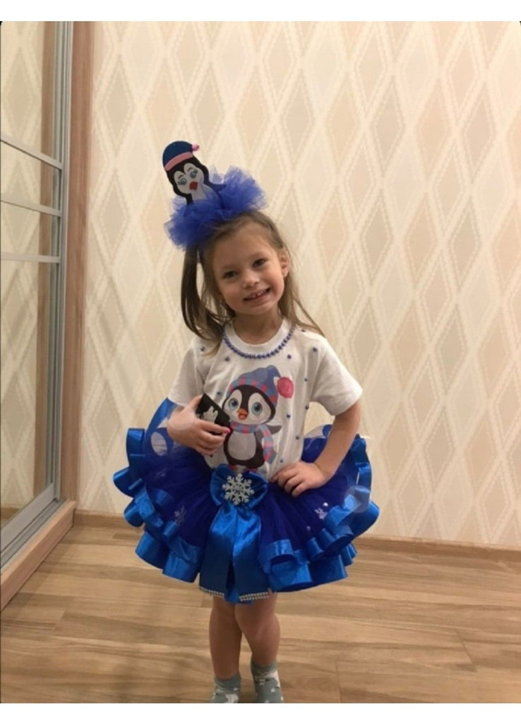 Білий святковий костюмчик для дівчинки "пінгвін" спідничний No Brand