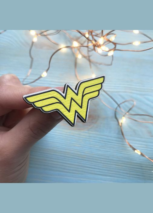 Значок з дерева "Wonder Woman" Cozy-Up (291162379)