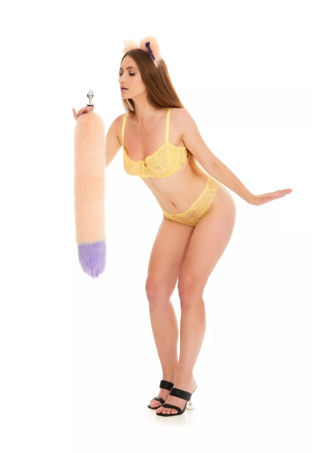 Анальный меховой хвост без пробки, Персиковый с фиолетовым кончиком, 60 см. OKOVA (315149107)