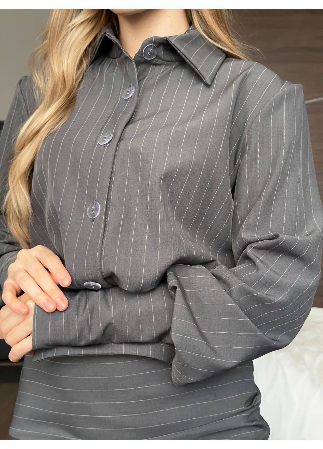 Серое повседневный, вечернее, деловое, кэжуал женское платье рубашка No Brand в полоску