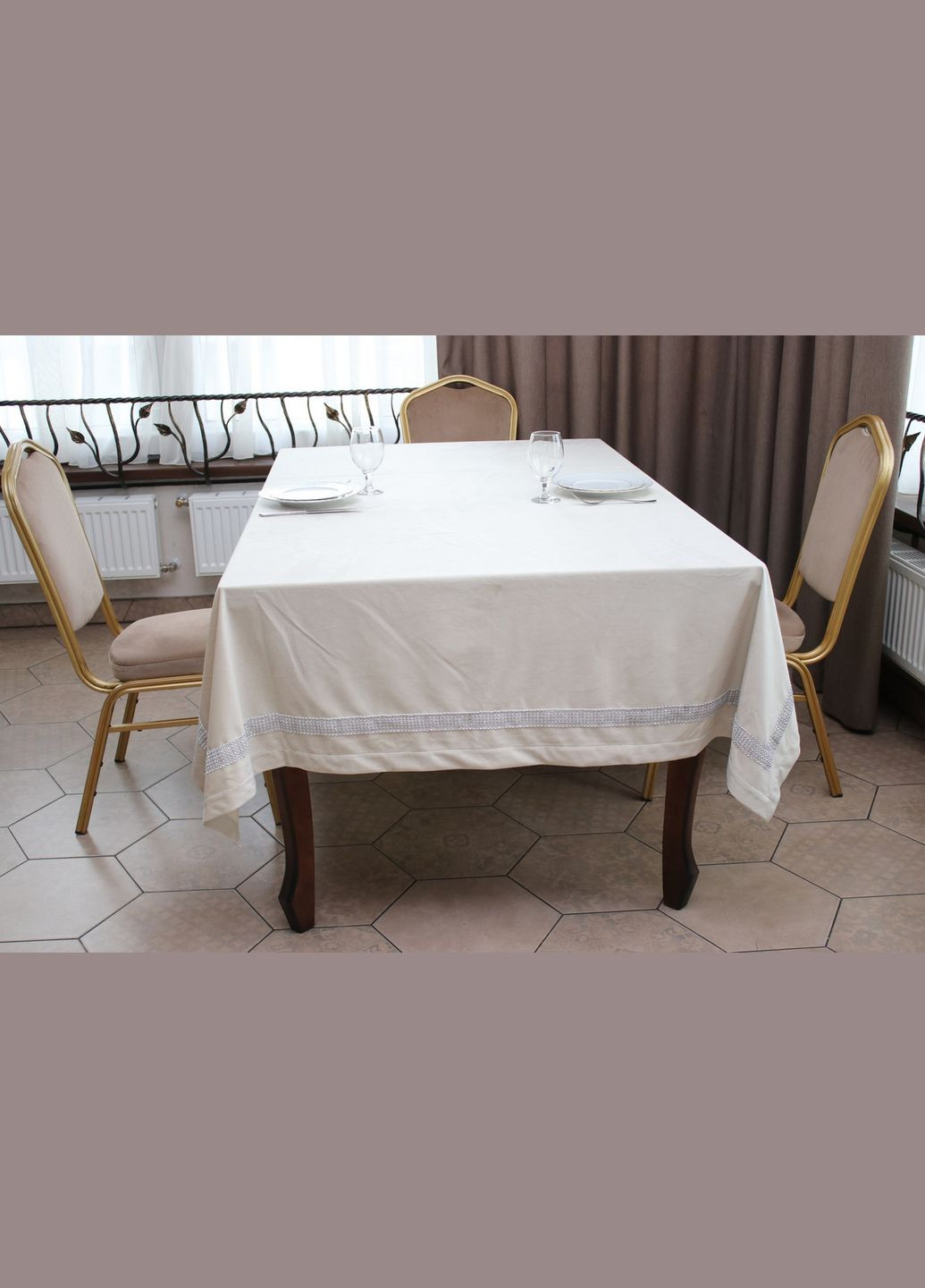 Скатерть бархатная, однотонная 165х300 см Кремовая Kayra (318382539)