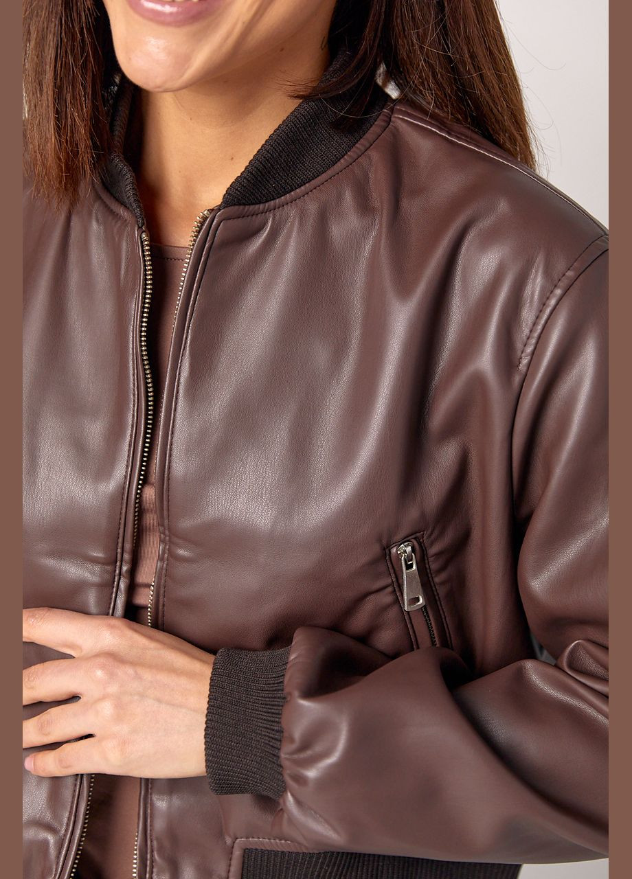 Коричневая демисезонная женская куртка-бомбер из кожзама Lurex