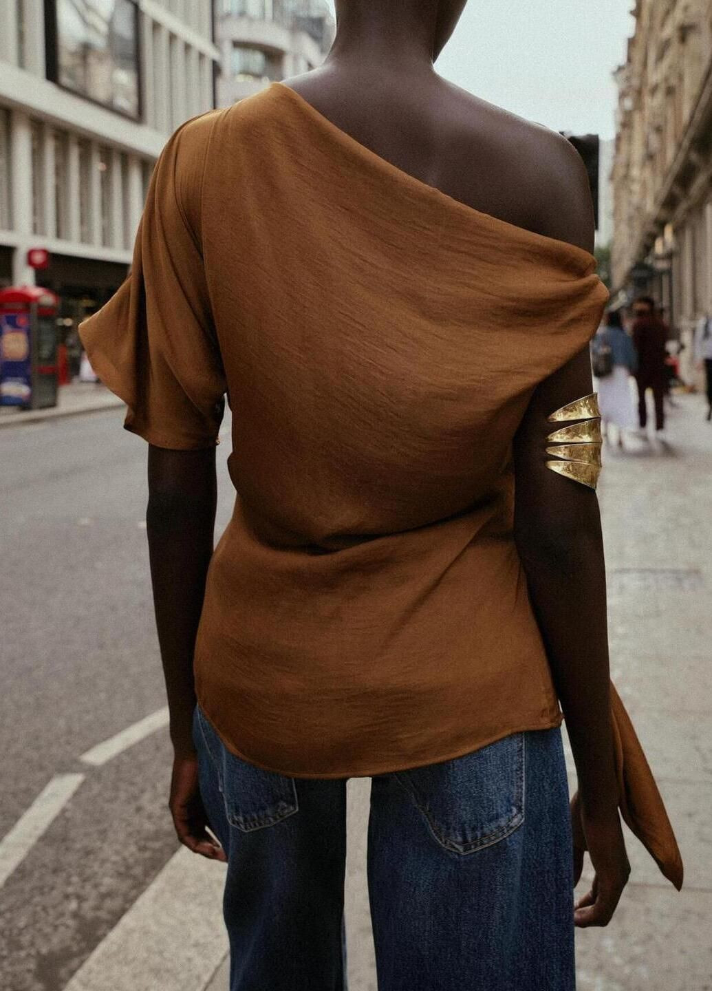 Топ Zara (365444127)