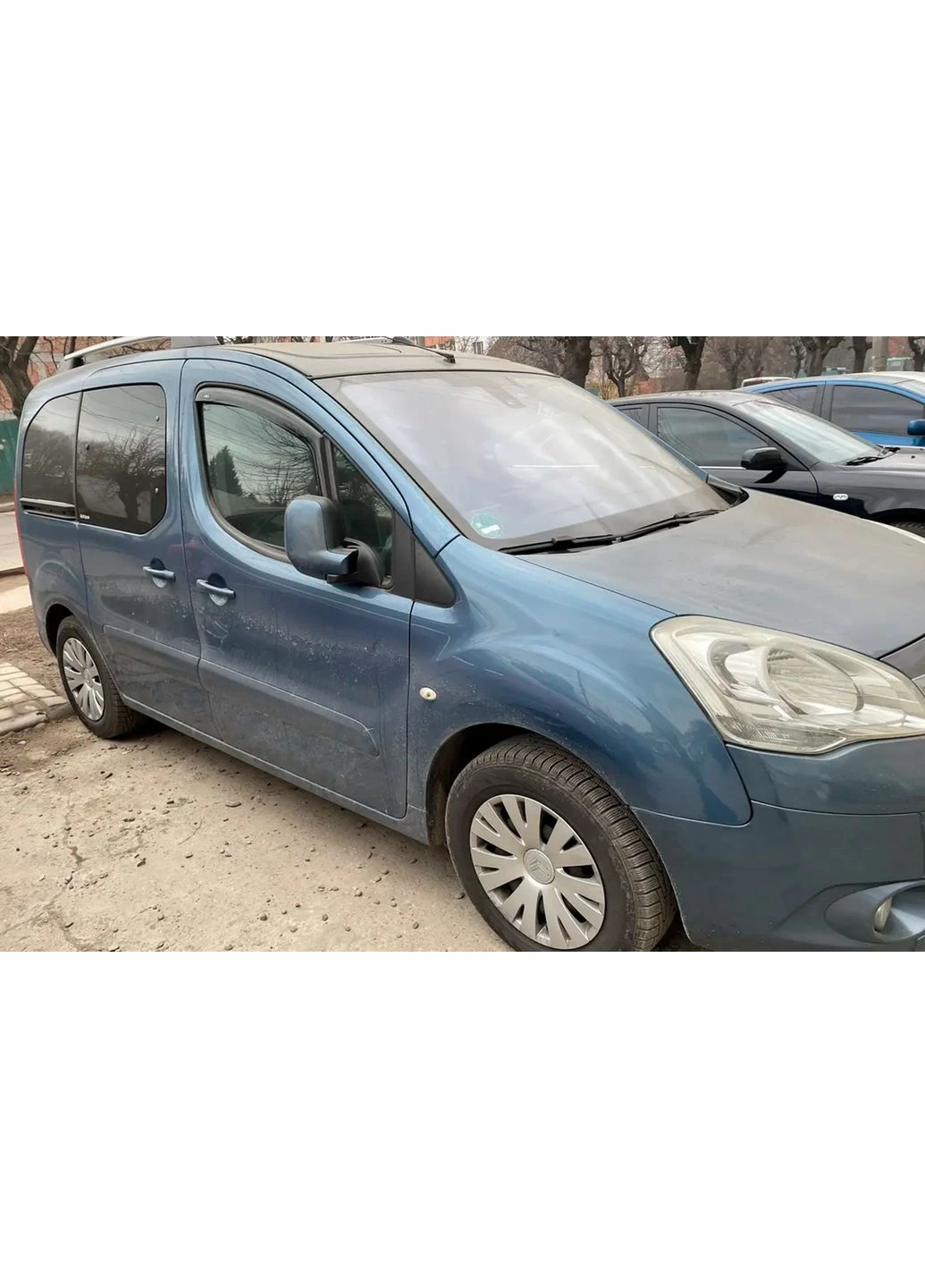 Ветровики вставные (2 шт, ) для Citroen Berlingo 2008-2018 гг Hic (392171694)