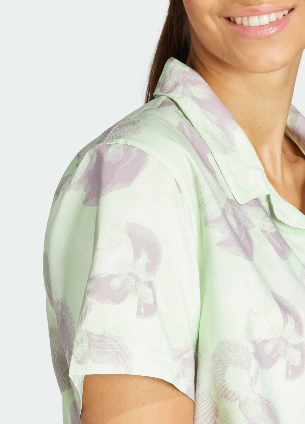 Бежевая всесезон укороченная рубашка floral graphic adidas