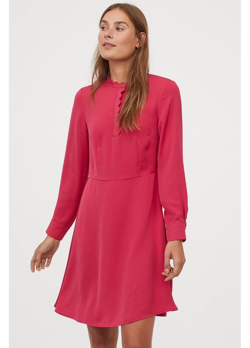 Розовое платье H&M