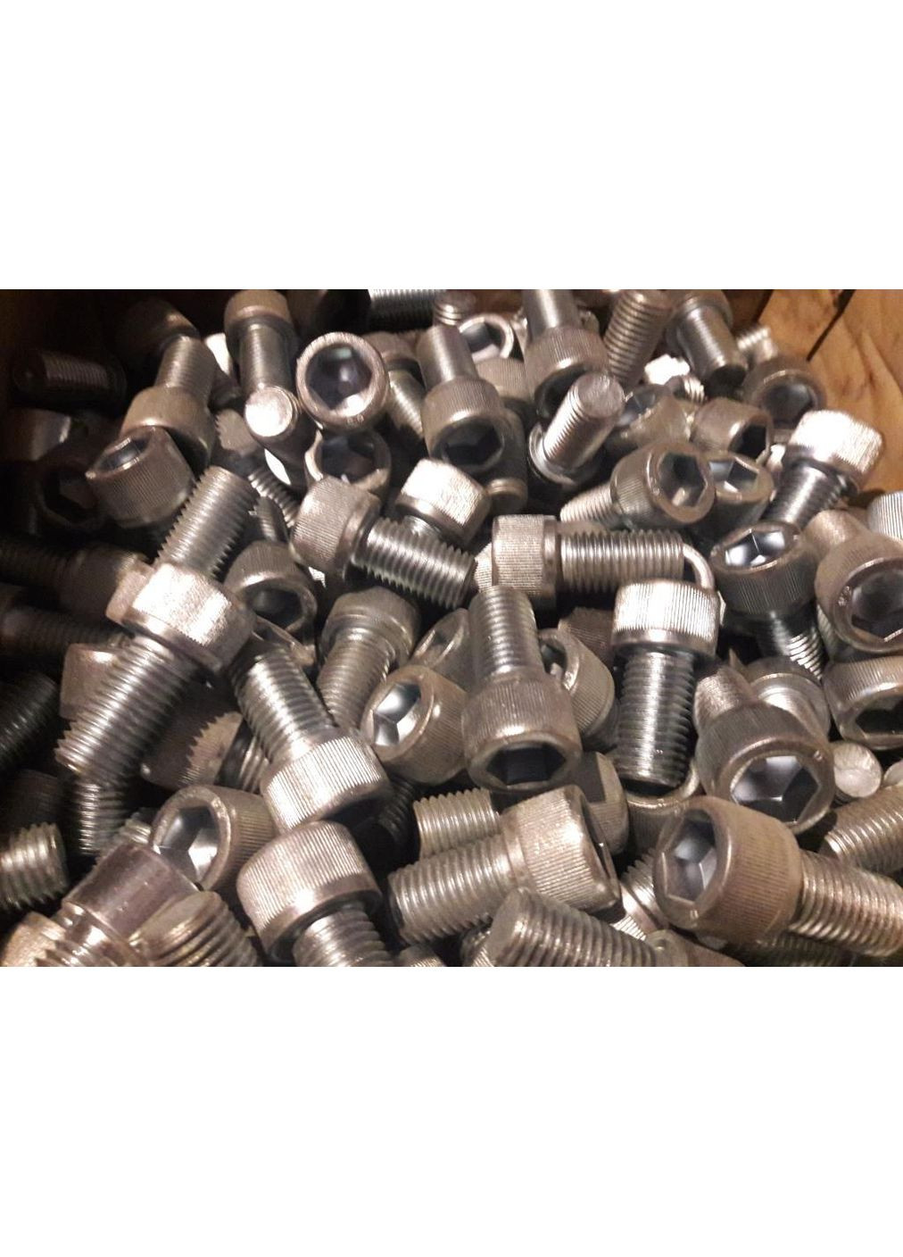 Косий з'єднувач штиря заземлення Ф16 і смуги/катанки оцинкованої No Brand (364956044)