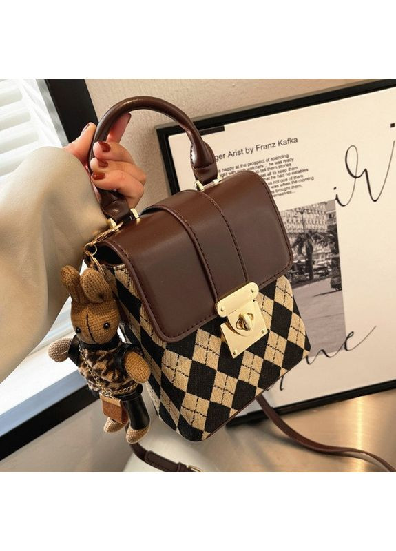 Детская мини сумочка на плечо с брелком зайцем для девочек из экокожи и ткани розовая No Brand (351536888)