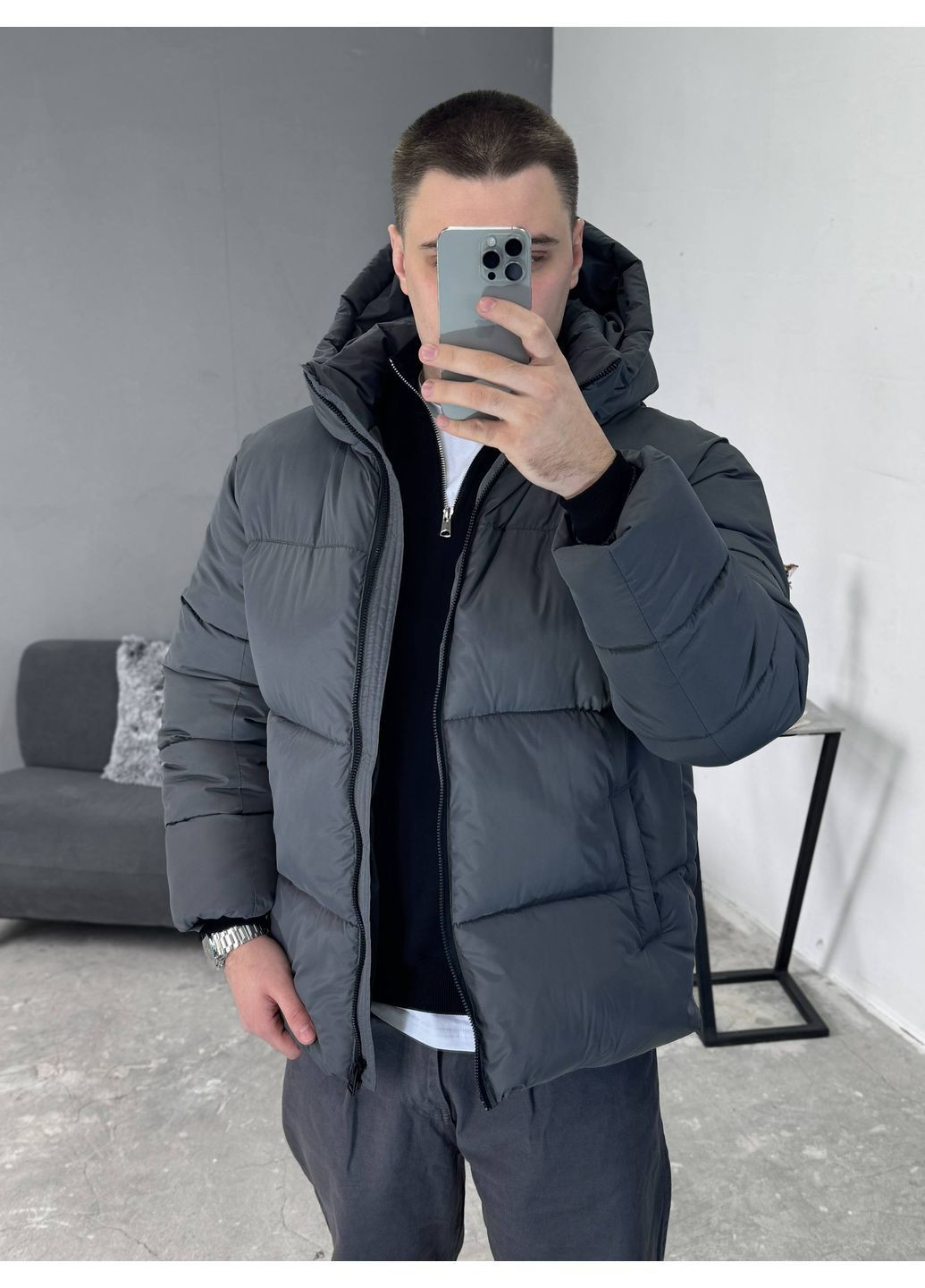 Серая куртка зимняя мужская brut на сером пухе No Brand