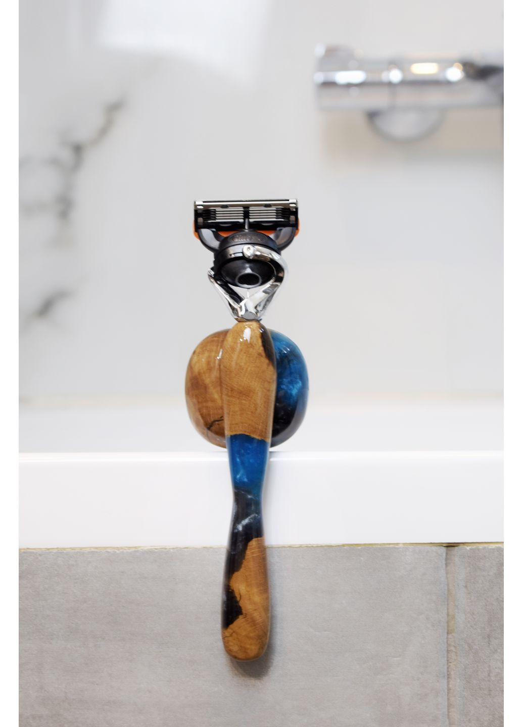 Набор подарочный Станок для бритья Серый и синий перламутр Коробка со смолой EpoxyWood Ukraine Округла (360898041)