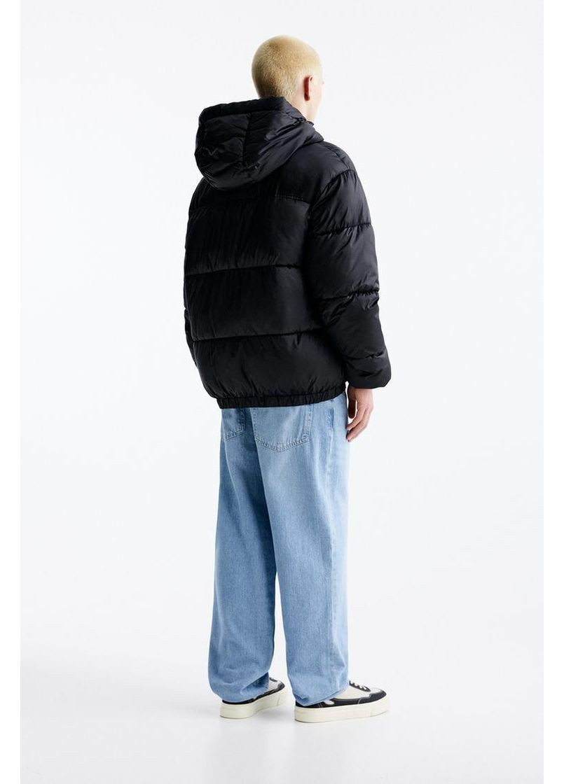 Черная базовая водоотталкивающая пуховая куртка pull&bear Pull & Bear
