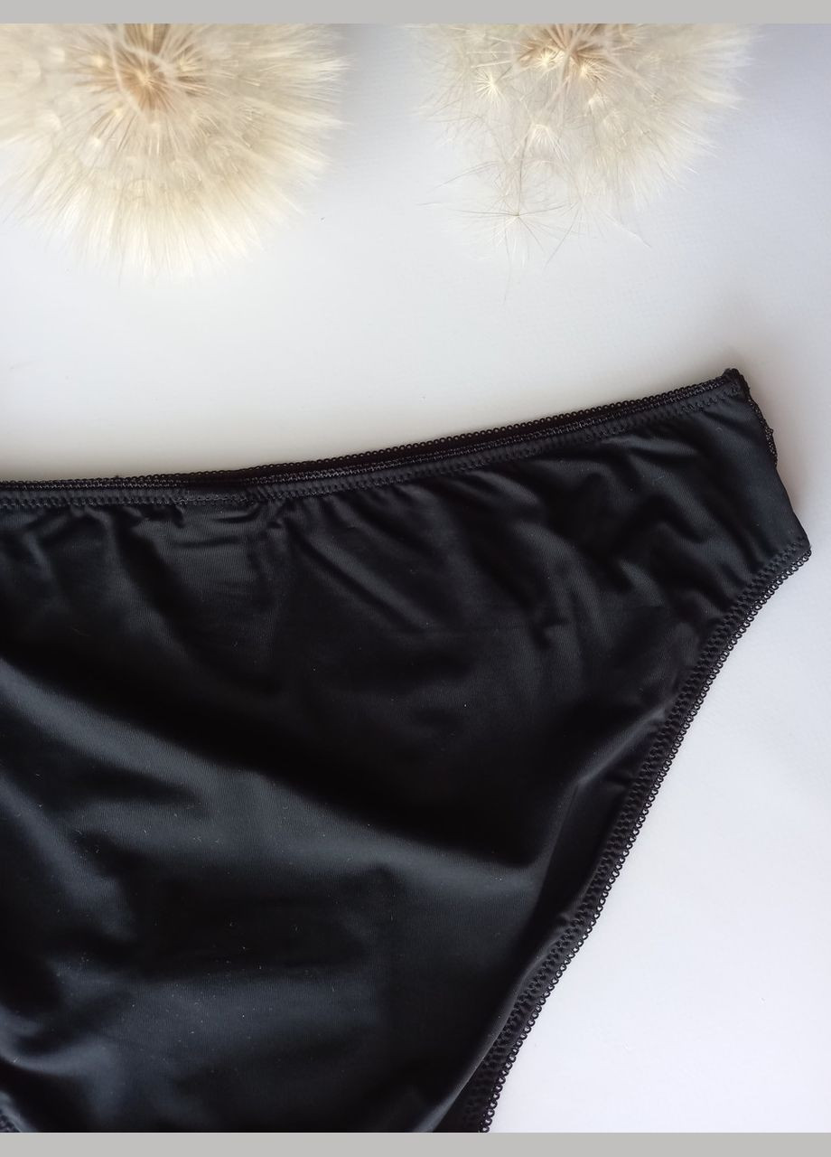 Трусики жіночі чорні з мереживом 4250 розмір L.48 Naturana (368787941)