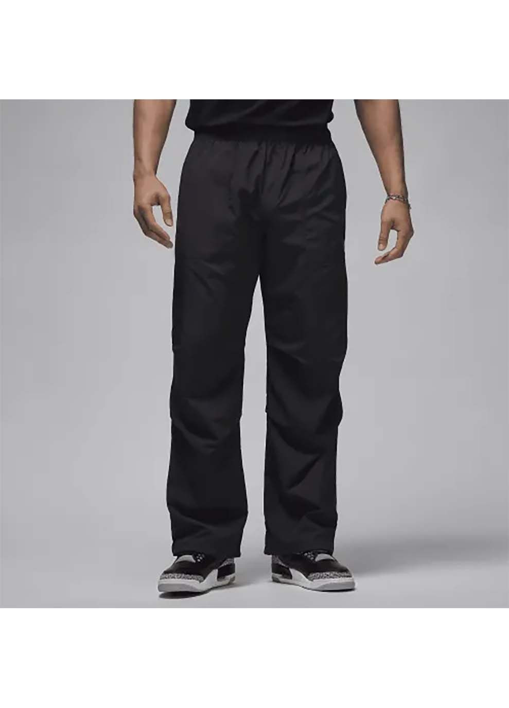 Черные демисезонные брюки Jordan