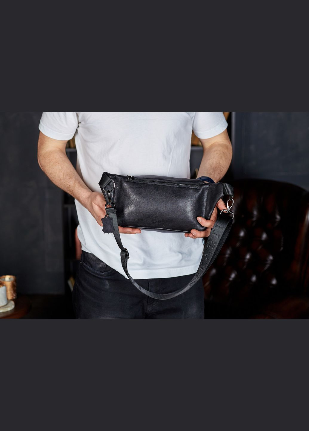 Черная мужская бананка из натуральной гладкой кожи с двумя отделениями и наружными карманами. Tiding Bag (298571640)