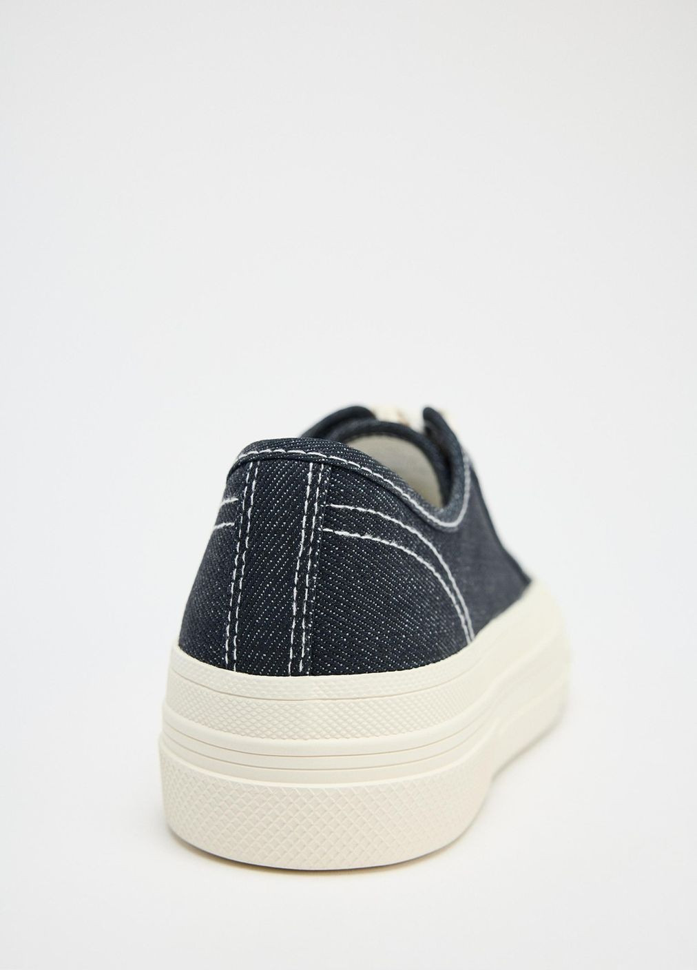 Темно-синие кеды Zara