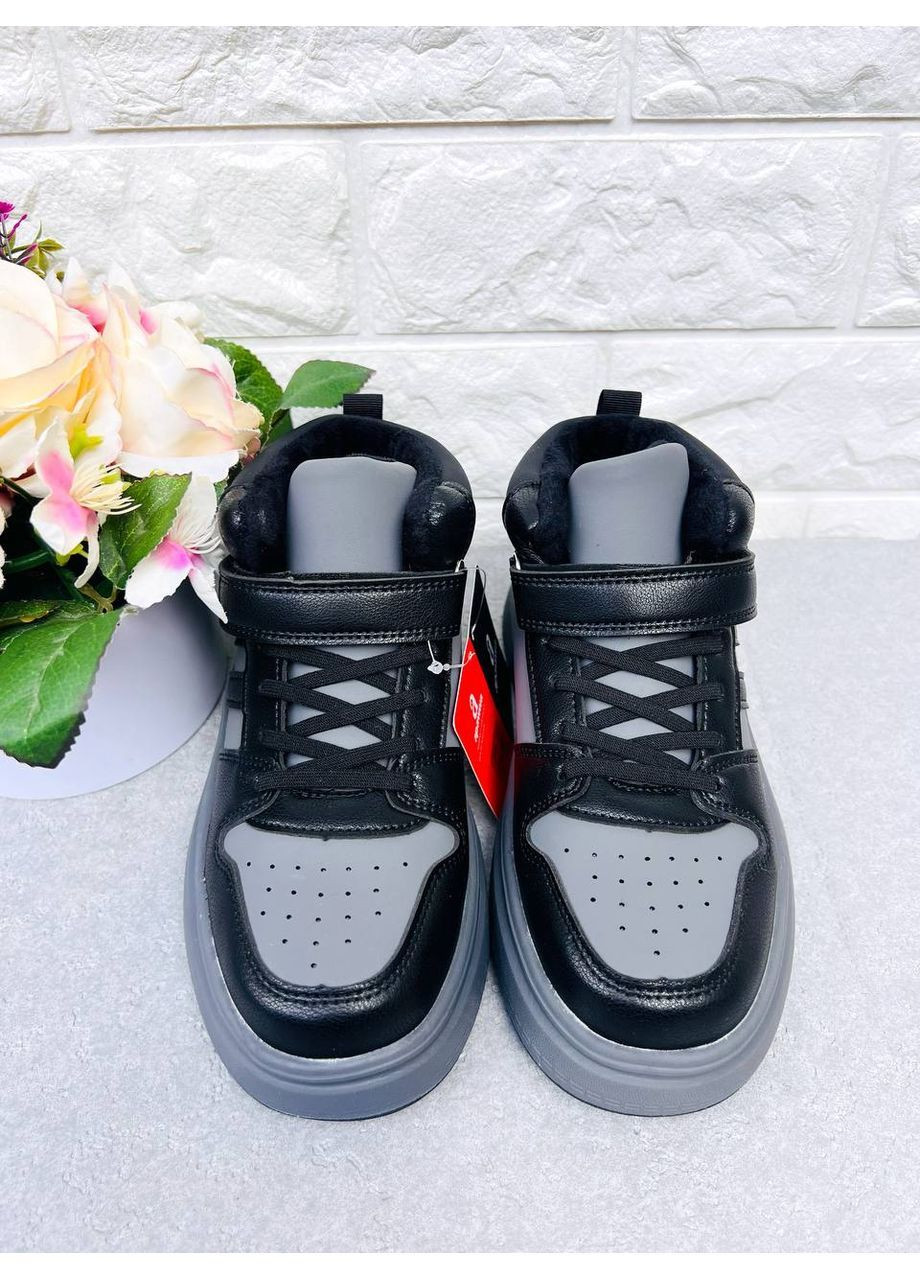 Сірі стильні демісезонні кросівки-хайтопи для хлопчика Apawwa