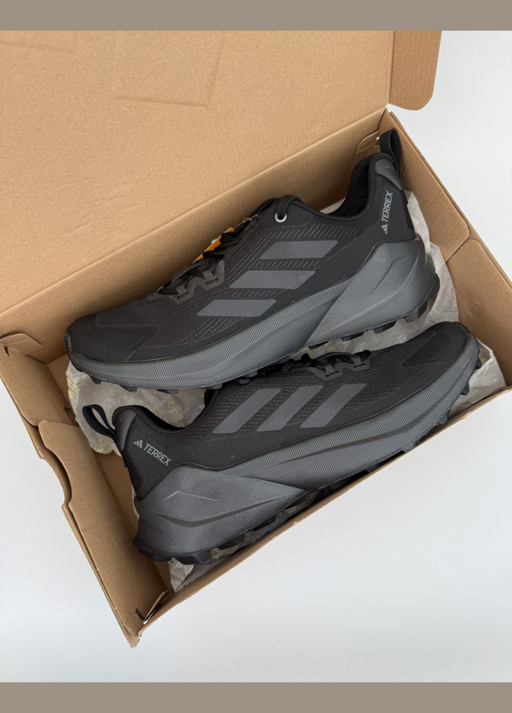 Чорні Осінні кросівки terrex adidas