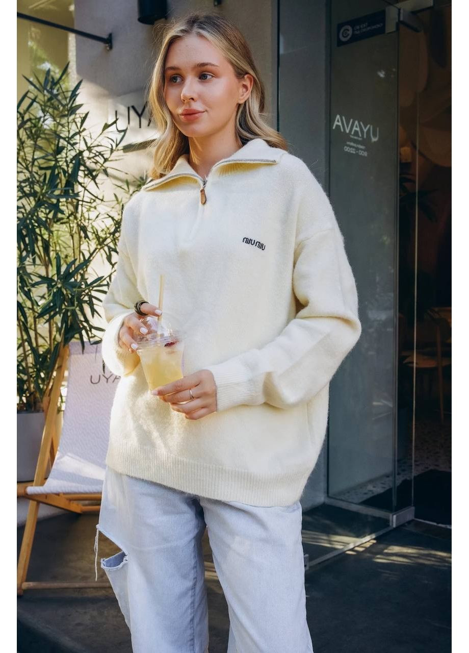 Молочный женский свитер поло турция Osoblyva