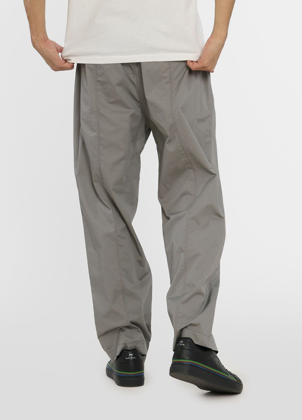 Серые кэжуал летние брюки Emporio Armani