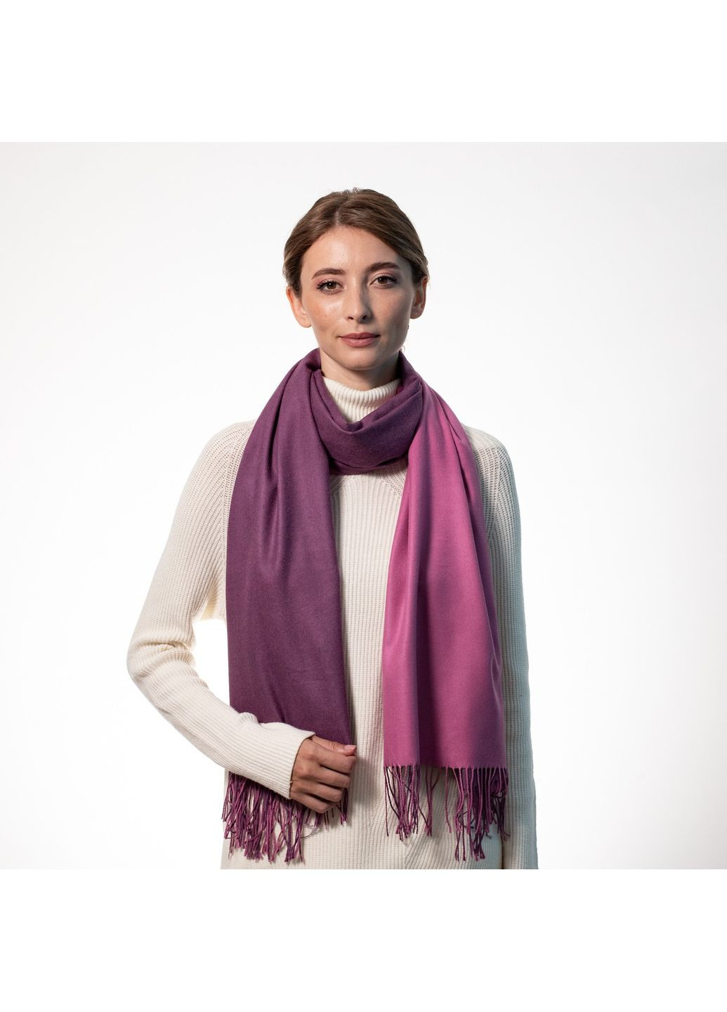 Палантин жіночий двосторонній кашемір рожевий AIDEN LuckyLOOK 555-051 (322790320)