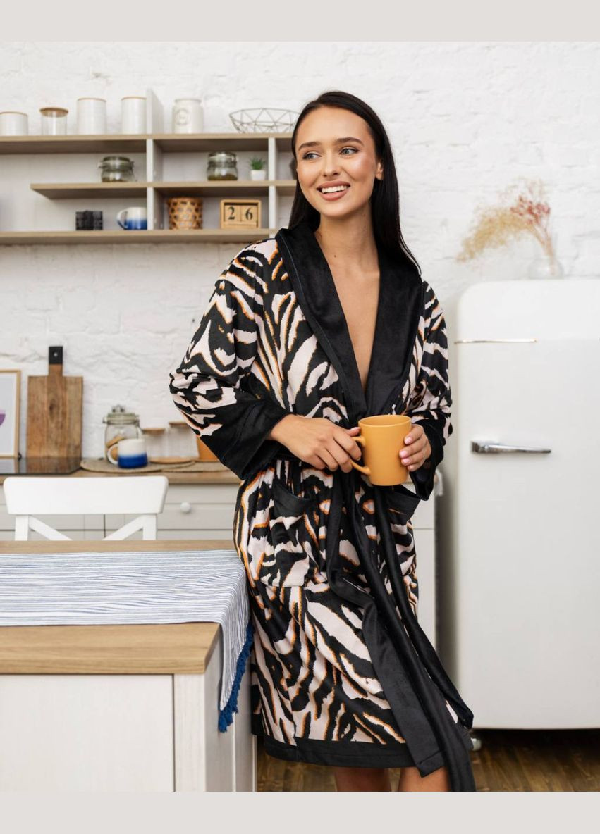 Халат женский из плюшевого велюра эксклюзивный Feature 18262 M-L FlexDress (336873675)