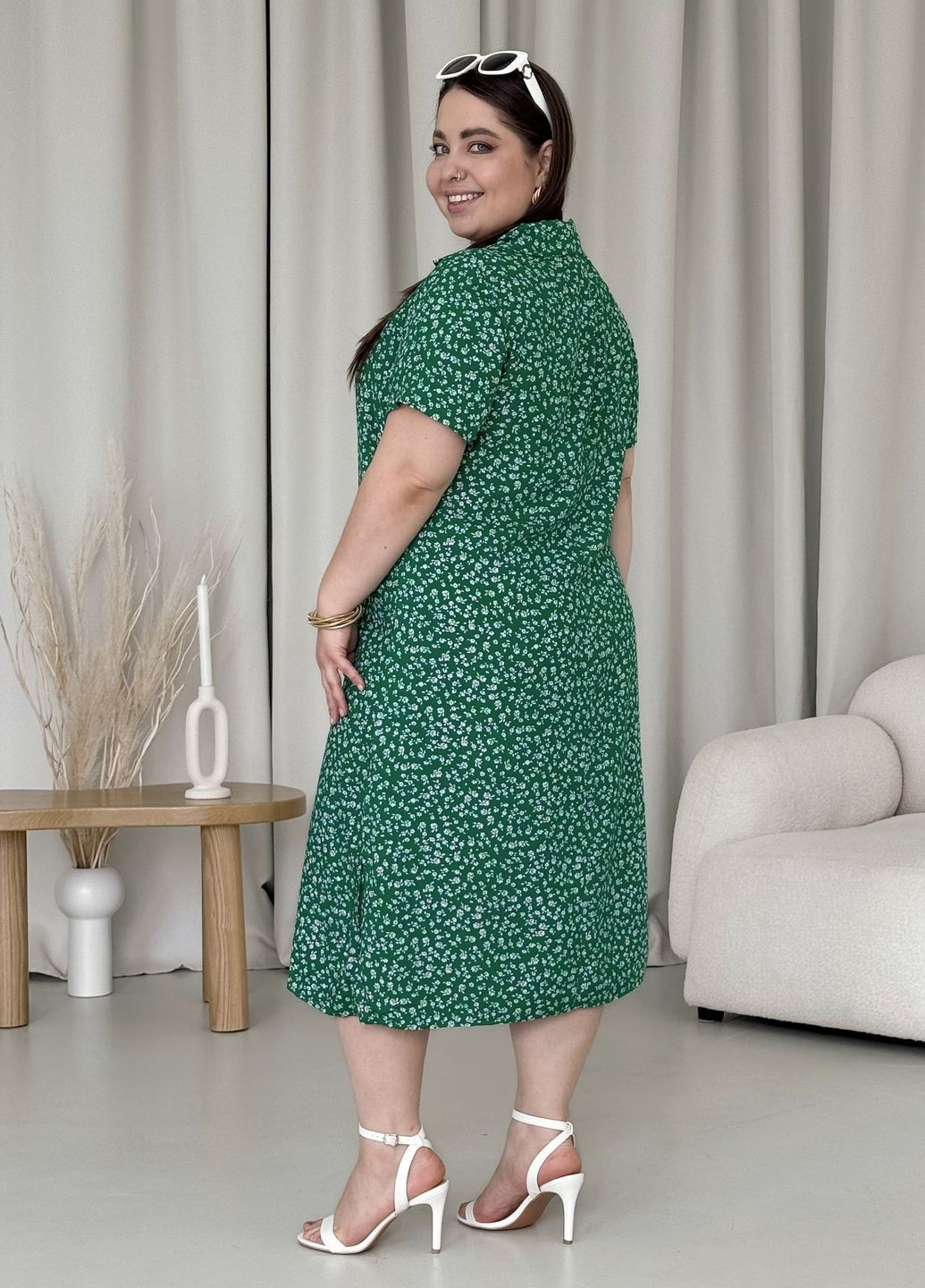 Зелена пляжна, повсякденний, кежуал, коктейльна літня легка сукня-поло з пояском в квіточку зі штапелю поло Merlini леопардовий