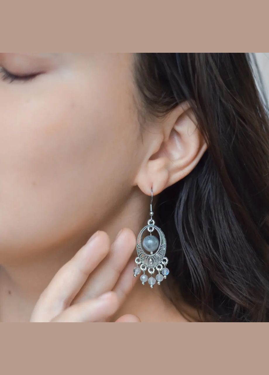 Серьги Ажурные натуральный камень Лабрадор d-10х4мм+- фур-ра цвет сталь L-55мм No Brand Підвіски (316324022)