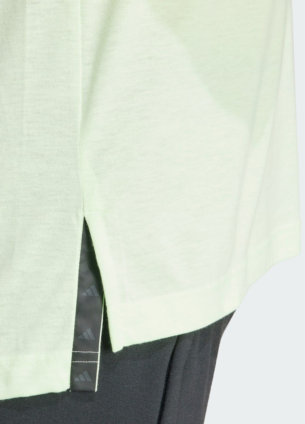 Зеленая футболка yoga training adidas