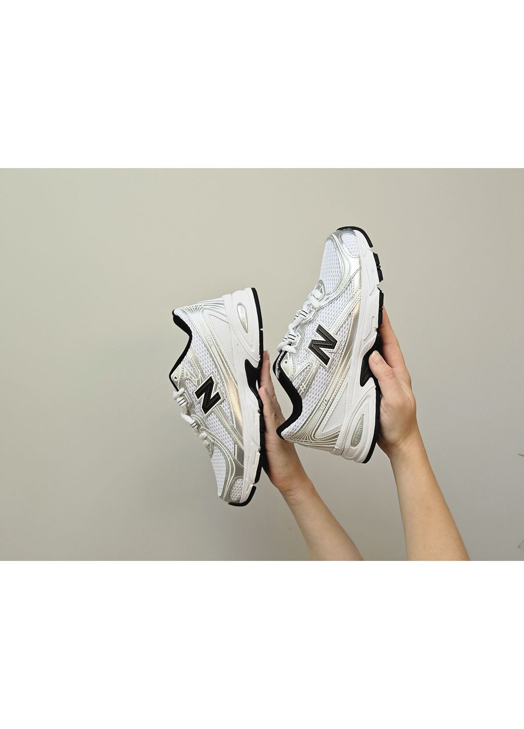 Кроссовки женские New Balance 740v2 White Silver Black | Нью Беланс 740 серебряные No Brand серебряные демисезоны (363026428)
