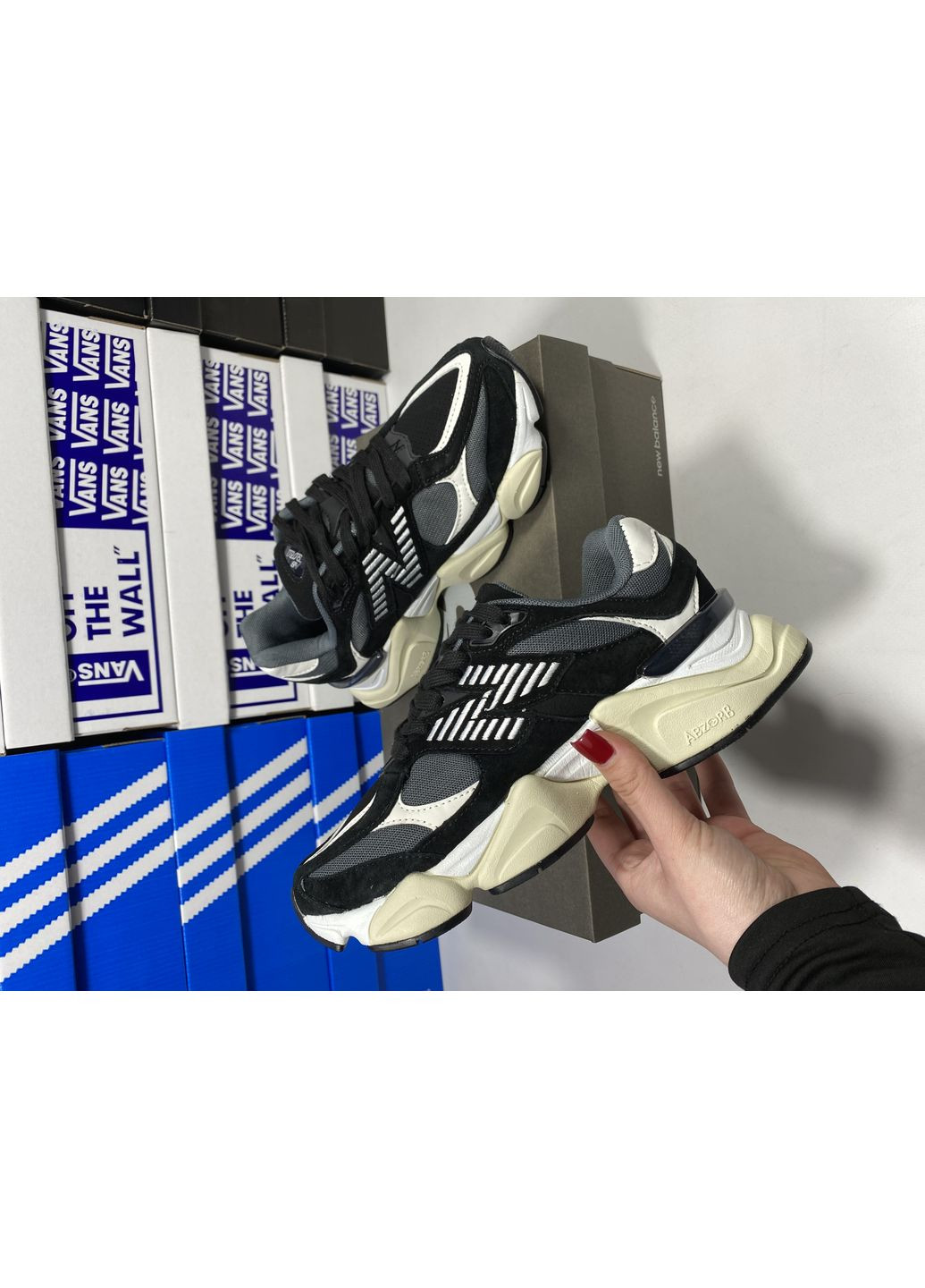 Черные демисезонные кроссовки мужские new balance 9060 black white нью беланс 9060 No Brand