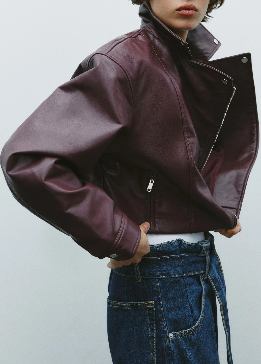 Темно-вишневая демисезонная куртка Zara