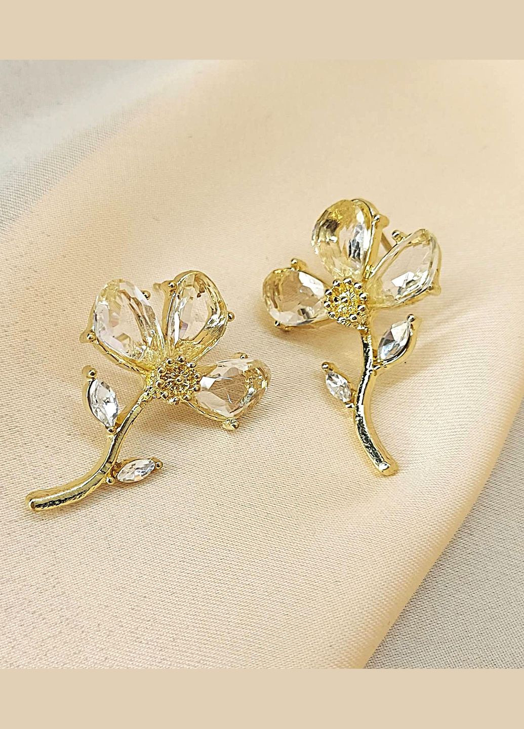 Сережки біжутерія прозорі камінці квіти No Brand (342116473)