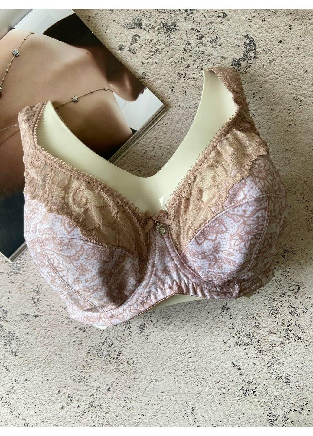 Пудровый пудровый бюстгальтер на чашку f без поролона Lanny Mode