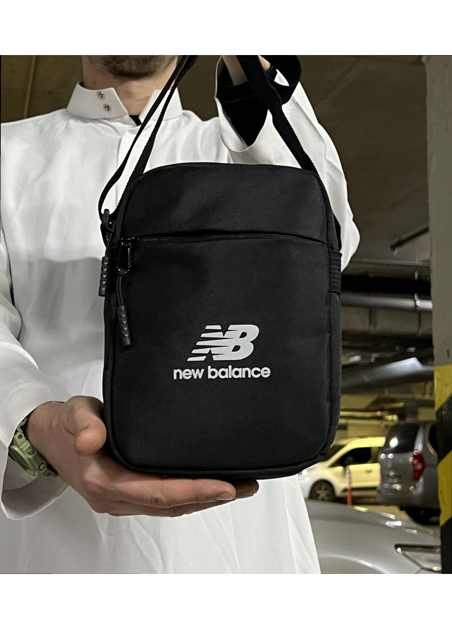 Компактна барсетка чоловіча - чорна сумка на ремені. No Brand (365592429)