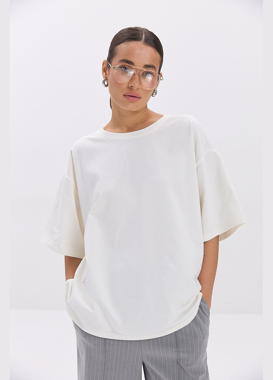 Женская oversize футболка коричневого цвета Arjen - (317233875)