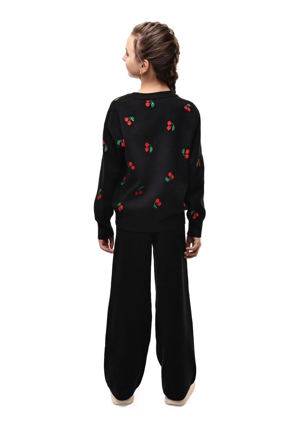 Чорний светр для дівчинки підлітка M@C