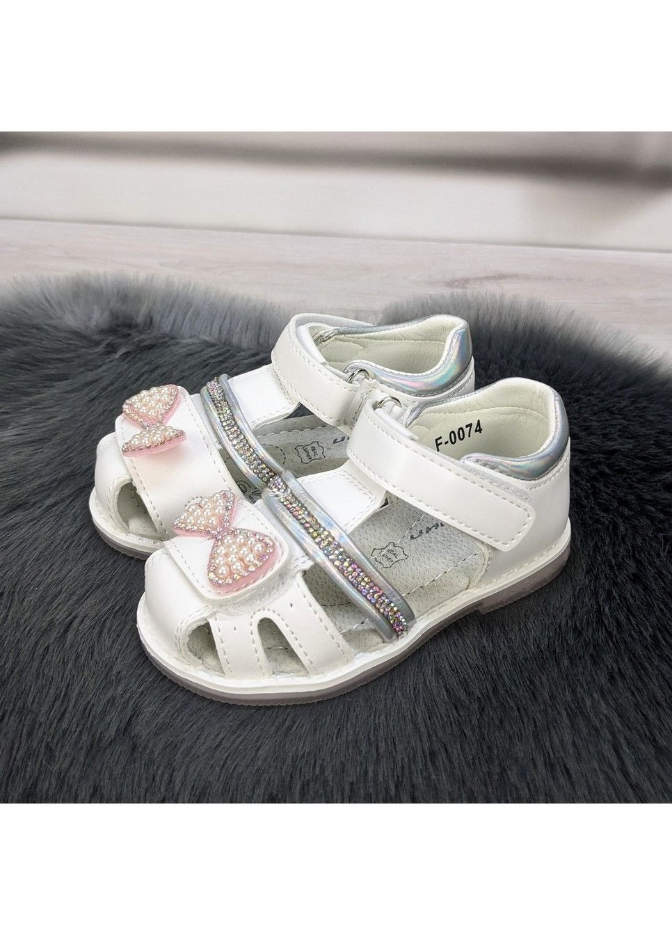 Белые босоножки детские для девочки Fashion