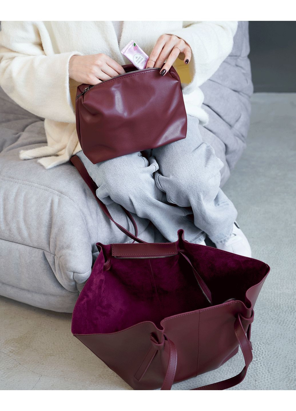 Жіноча бордова сумка з екошкіри для повсякденного використання м'яка з косметичкою. ProDobro (367265895)